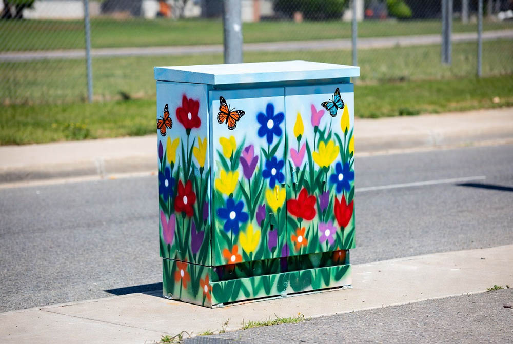 Utility box1.jpg